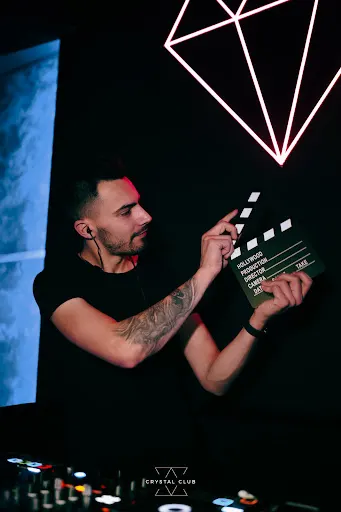 Crystal Club